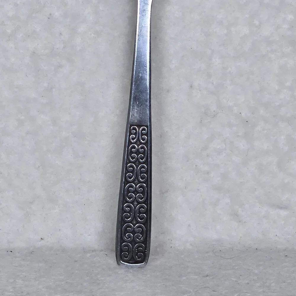 Vintage International Silver Serenata Butter Knife 7